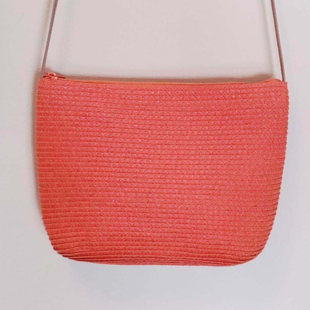 In Stitches Tangerine 🍊 Woven Crossbody Purse